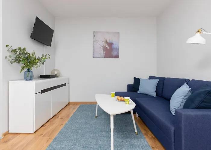 Appartement Bemowo With Balcony By Renters