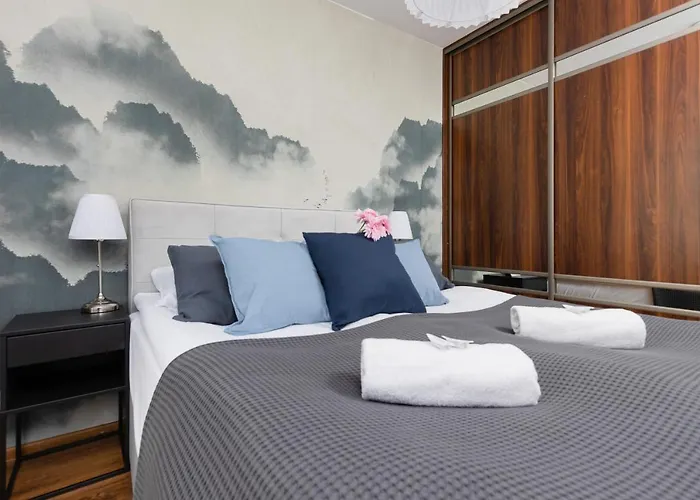 Bemowo With Balcony By Renters Appartement *