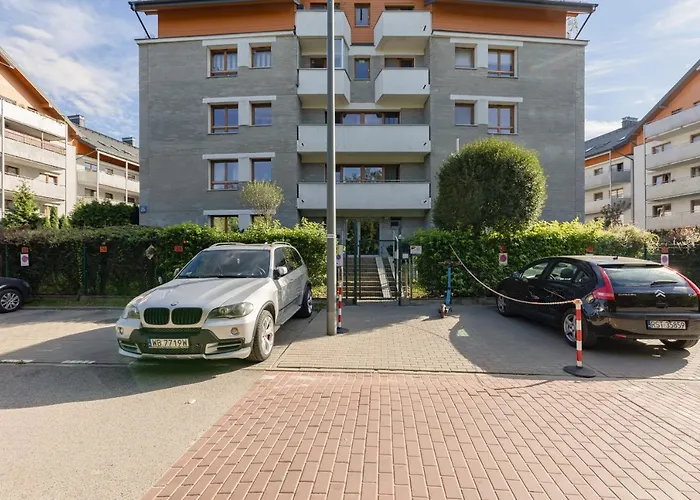 Bemowo With Balcony By Renters