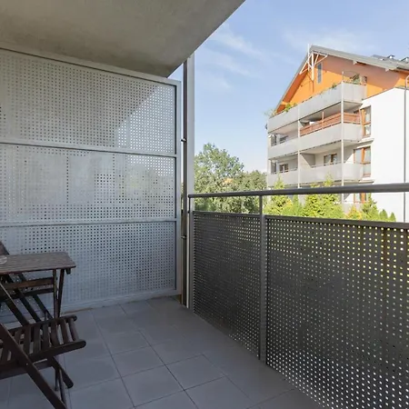 Bemowo With Balcony By Renters Варшава